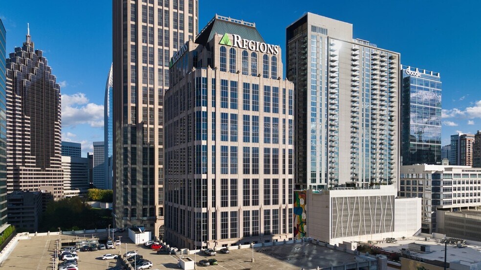 1180 W Peachtree St NW, Atlanta, GA à louer - Photo de l’immeuble – Image 2 sur 14