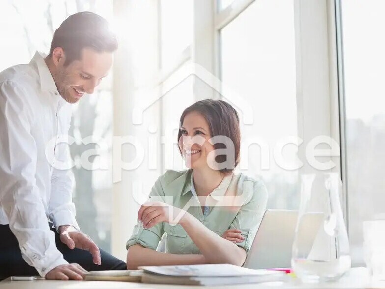 Local d'activités dans Bourgoin-Jallieu à vendre - Photo intérieure – Image 3 sur 3