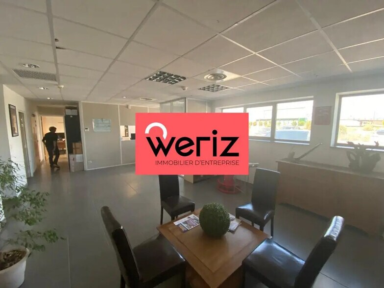 Bureau dans Vitrolles à louer - Hall d’entrée – Image 3 sur 13