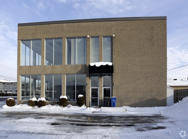 3181-3185 Montée Saint-Hubert, Saint-hubert, QC à vendre - Photo de l’immeuble – Image 2 sur 2