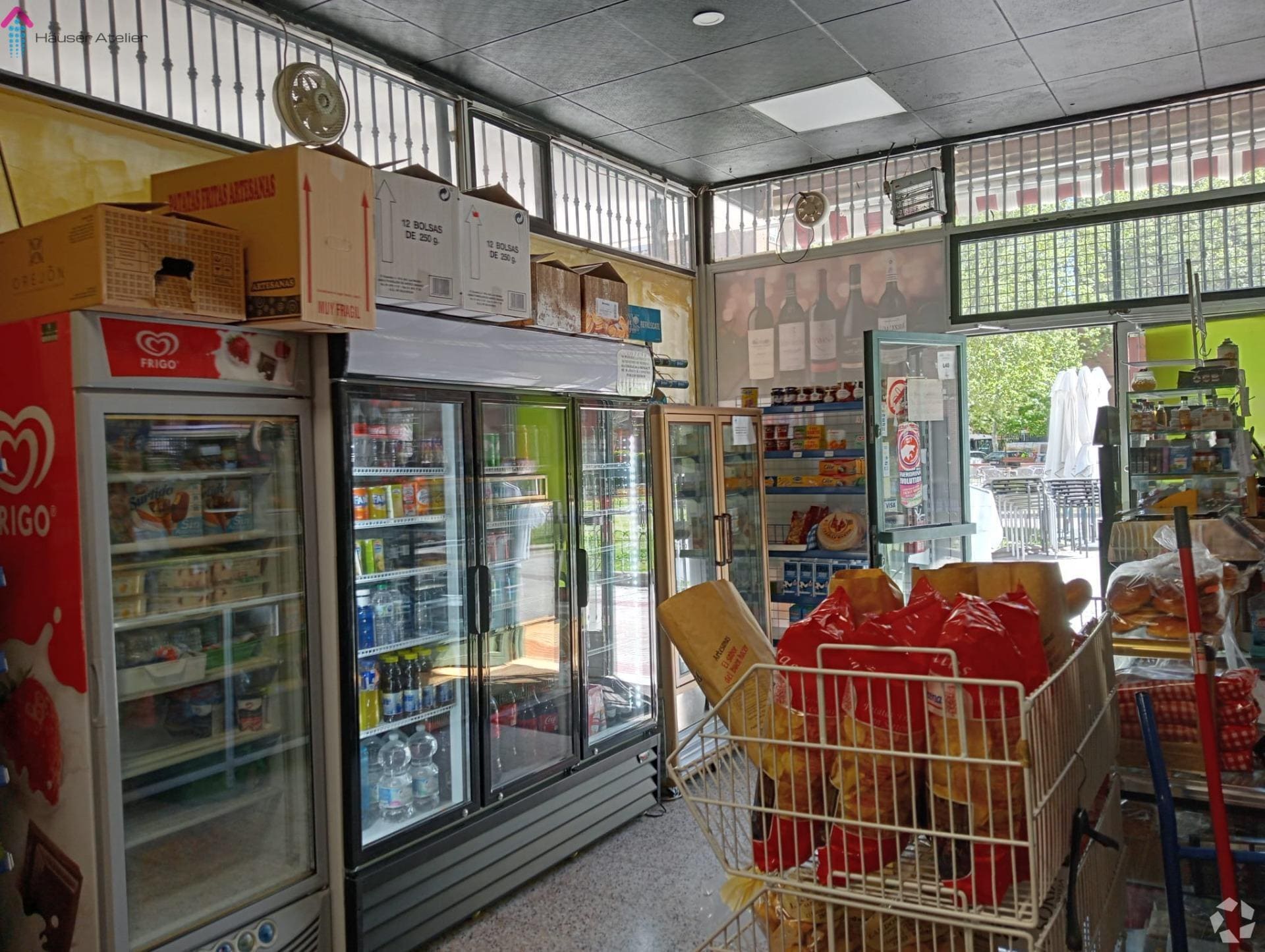 Local commercial dans Madrid, Madrid à louer Photo intérieure– Image 1 sur 3