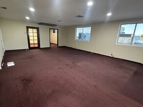 14408 E Whittier Blvd, Whittier, CA à louer Photo intérieure– Image 2 sur 5