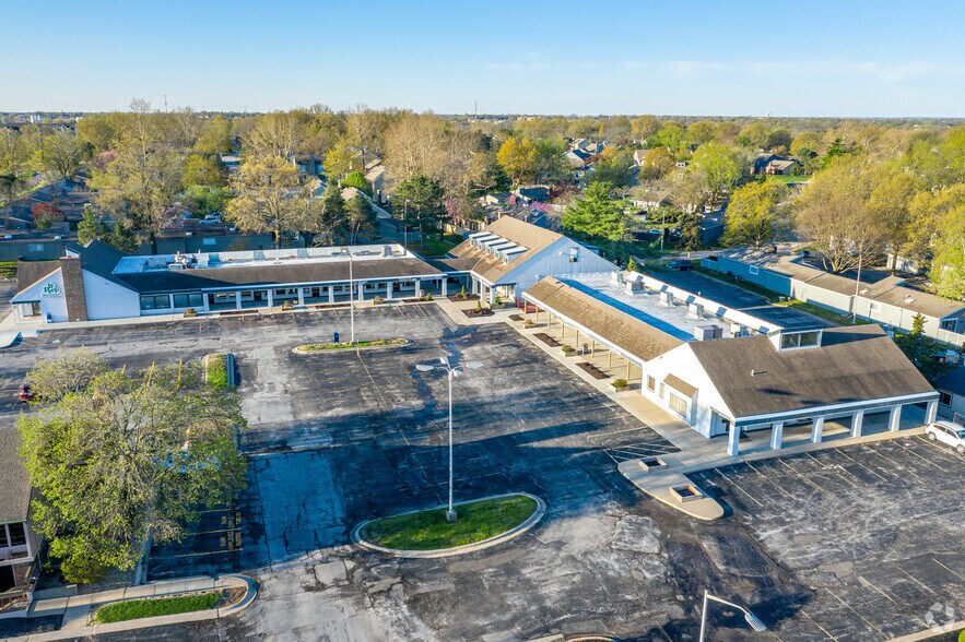 7902-7916 Quivira Rd, Lenexa, KS à louer - Photo de l’immeuble – Image 1 sur 17