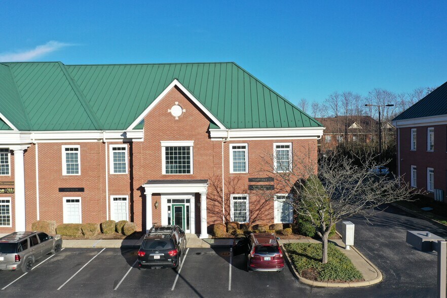 406 Blankenbaker Pky, Louisville, KY à vendre - Photo de l’immeuble – Image 2 sur 4
