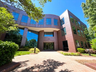 Plus de détails pour 1400 Crescent Green, Cary, NC - Bureau à louer