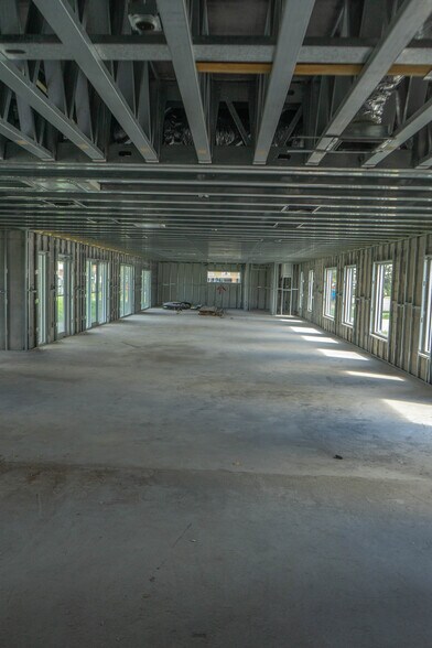 907 Person St, Kissimmee, FL à vendre - Photo intérieure – Image 2 sur 48