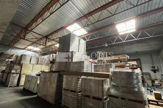 Industriel/Logistique dans Vitrolles à louer Photo intérieure– Image 1 sur 7