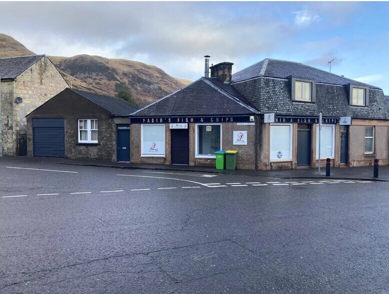 104-108 High St, Tillicoultry à vendre - Photo de l’immeuble – Image 3 sur 28