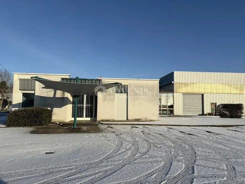 Local d’activités dans Duppigheim à louer - Photo de l’immeuble – Image 2 sur 12