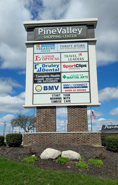 10200 Coldwater Rd, Fort Wayne, IN à louer - Photo de l’immeuble – Image 2 sur 6