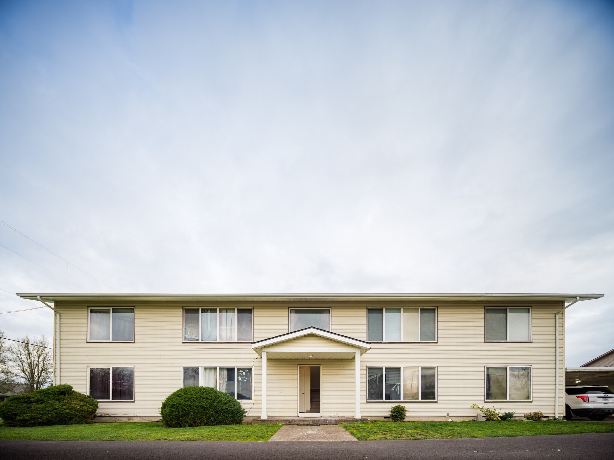 920 18th Ave SW, Albany, OR à vendre Photo principale– Image 1 sur 13