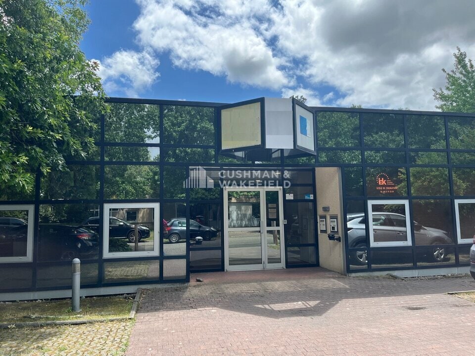 Bureau dans Pessac à louer Photo de l’immeuble– Image 1 sur 12