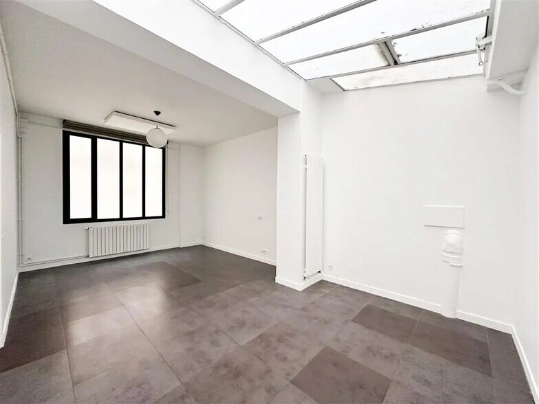 Bureau dans Paris à louer - Photo de l’immeuble – Image 3 sur 7