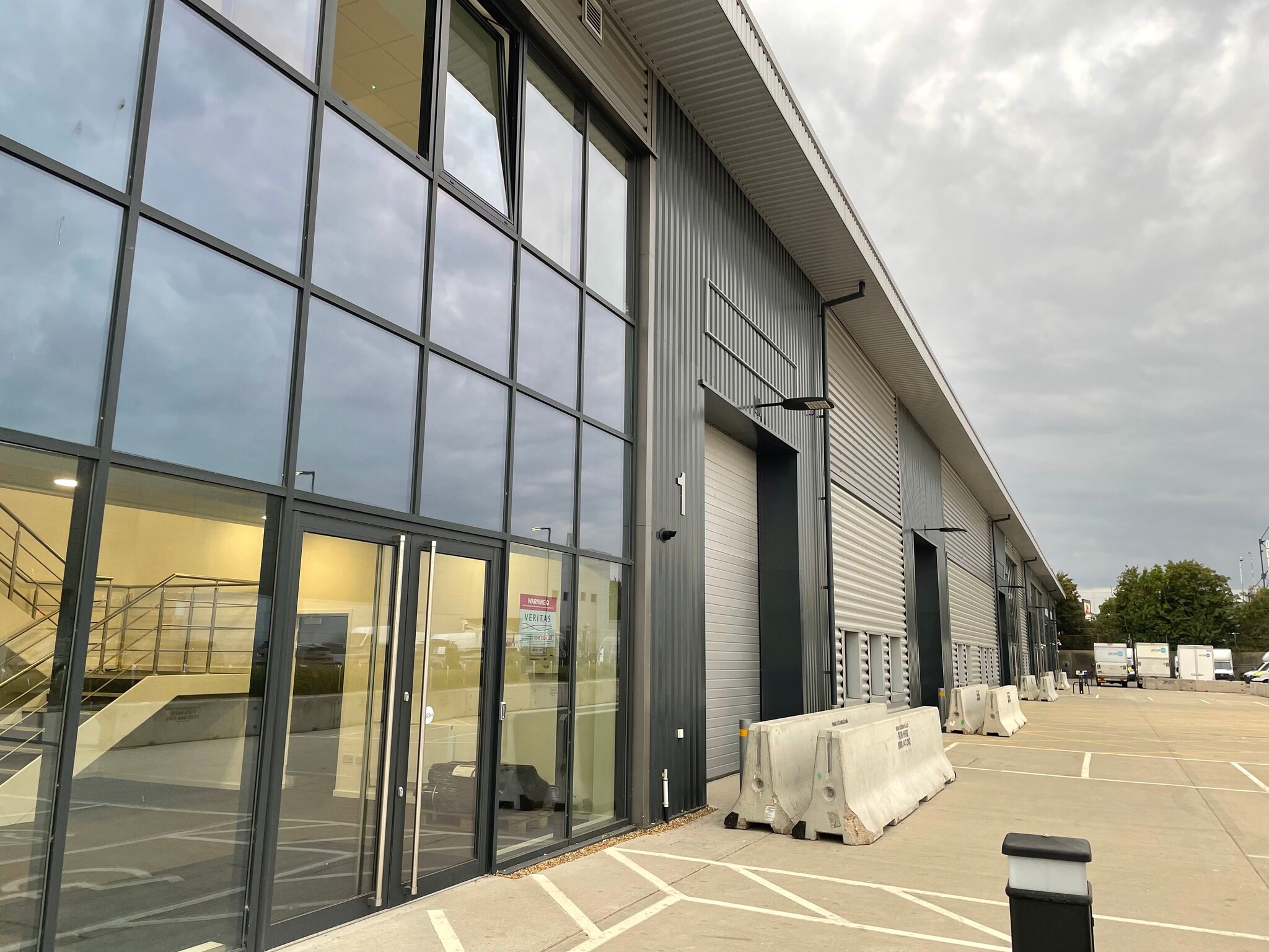 Concord Rd, Londres à louer Photo de l’immeuble– Image 1 sur 22