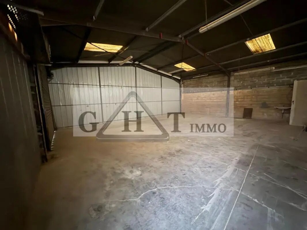 Bureau dans Dammarie-les-Lys à louer Photo de l’immeuble– Image 1 sur 16