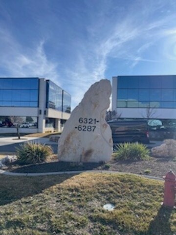 6287 S Redwood Rd, Taylorsville, UT à louer - Photo de l’immeuble – Image 3 sur 19