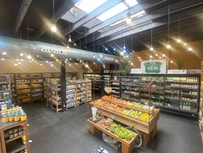 Local commercial dans Barcelone, Barcelona à louer Photo intérieure– Image 1 sur 19