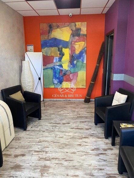 Bureau dans Villeurbanne à vendre - Photo intérieure – Image 1 sur 5