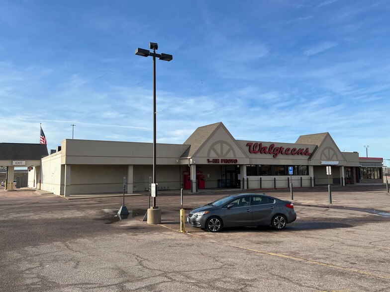 100 Pierce St, Sioux City, IA à vendre - Photo principale – Image 1 sur 1