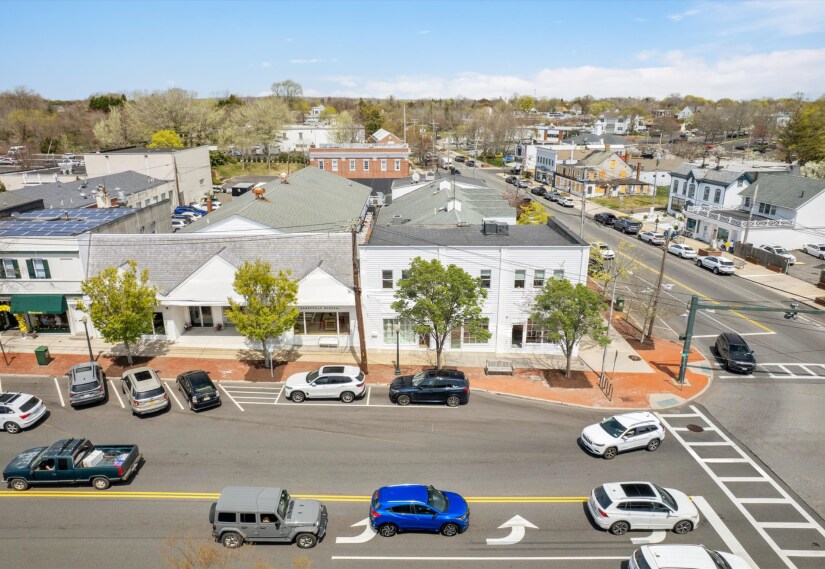 1-15 Hill St, Southampton, NY à louer Aérien– Image 1 sur 27