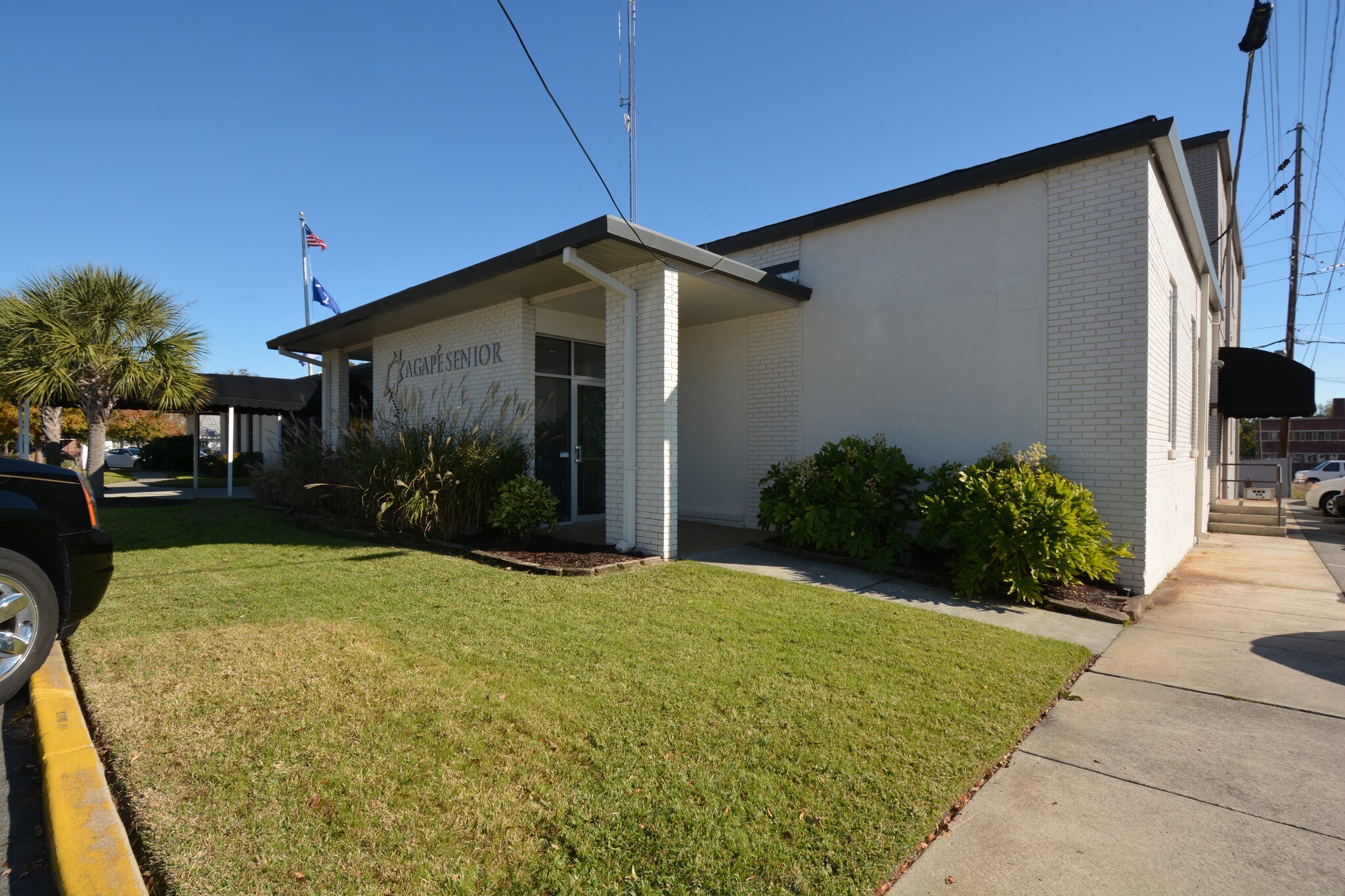 1053 Center St, West Columbia, SC à vendre Photo principale– Image 1 sur 35