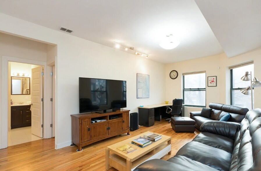 6119 S Greenwood Ave, Chicago, IL à vendre - Photo de l’immeuble – Image 3 sur 5