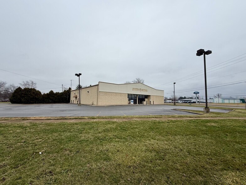 6339 State Route 113, Bellevue, OH à vendre - Photo de l’immeuble – Image 3 sur 13