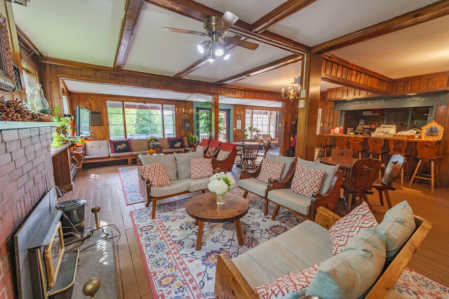 6 Abroad Rd, West Dover, VT à vendre - Photo de l’immeuble – Image 3 sur 108