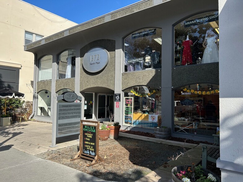 1372 N Main St, Walnut Creek, CA à louer - Photo de l’immeuble – Image 1 sur 6