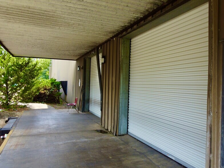 490 Sibley Ave, Union Point, GA à vendre - Photo de l’immeuble – Image 3 sur 12