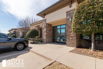 2700 Village Pky, Highland Village, TX à louer Photo intérieure– Image 1 sur 21