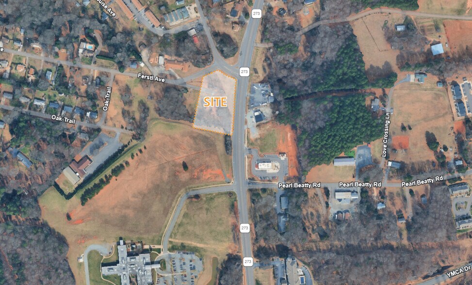 310 Ferstl Ave, Belmont, NC à louer - Photo principale – Image 1 sur 1