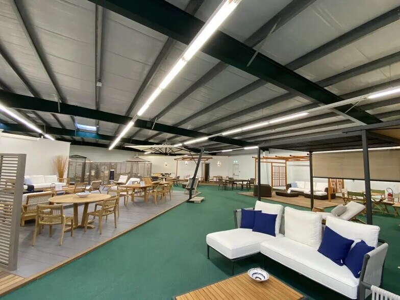 Bureau dans Cadaujac à louer - Photo de l’immeuble – Image 1 sur 15