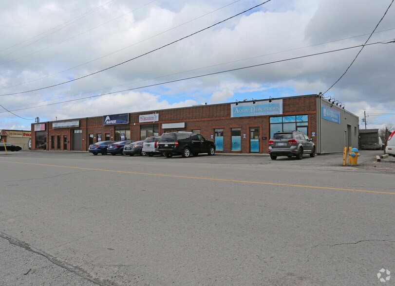 4 Nihan Dr, St Catharines, ON à louer - Photo principale – Image 1 sur 6