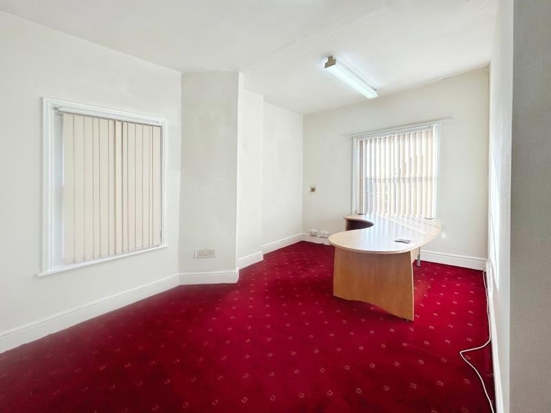 37 Manchester Rd, Manchester à louer Photo intérieure– Image 1 sur 6