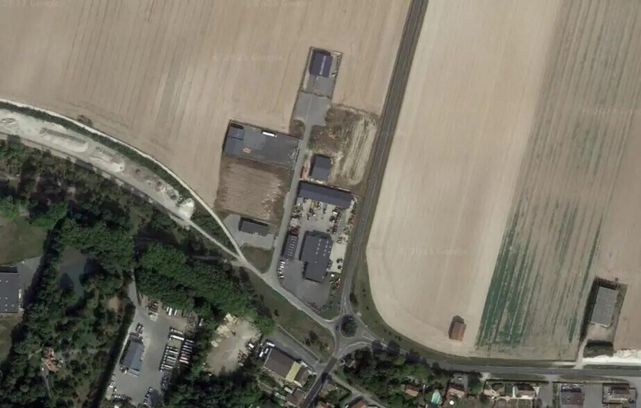 Terrain dans Pontfaverger-Moronvilliers à vendre - Photo de l’immeuble – Image 1 sur 1