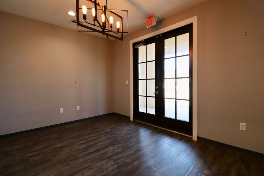 800 Bonaventure Way, Sugar Land, TX à vendre - Photo de l’immeuble – Image 2 sur 11