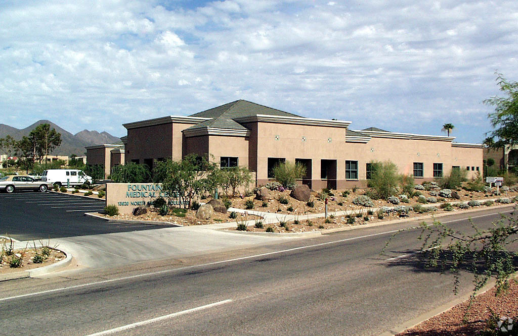 13620 N Saguaro Blvd, Fountain Hills, AZ à louer Photo de l’immeuble– Image 1 sur 20