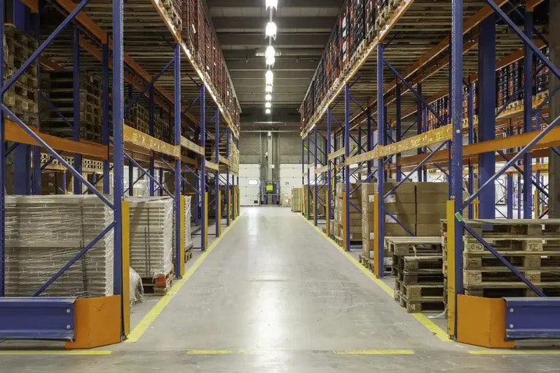 Industriel/Logistique dans Compiègne à louer - Photo de l’immeuble – Image 2 sur 3
