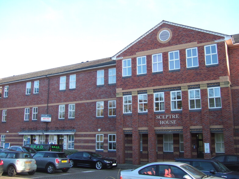 Hornbeam Sq N, Harrogate à louer - Photo de l’immeuble – Image 3 sur 12