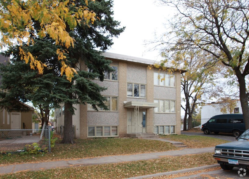 3010 20th Ave S, Minneapolis, MN à vendre - Photo de l’immeuble – Image 3 sur 8