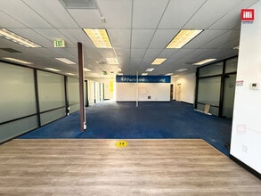 19317-19415 Soledad Canyon Rd, Santa Clarita, CA à louer Photo intérieure– Image 2 sur 11