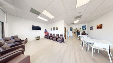 2601-2675 S Military Trl, West Palm Beach, FL à louer Numérisation 3D Matterport– Image 1 sur 9