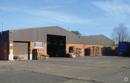 West Bank, Droitwich à louer Photo principale– Image 1 sur 3