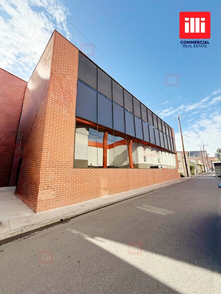 12345 Ventura Blvd, Studio City, CA à louer - Photo de l’immeuble – Image 2 sur 6