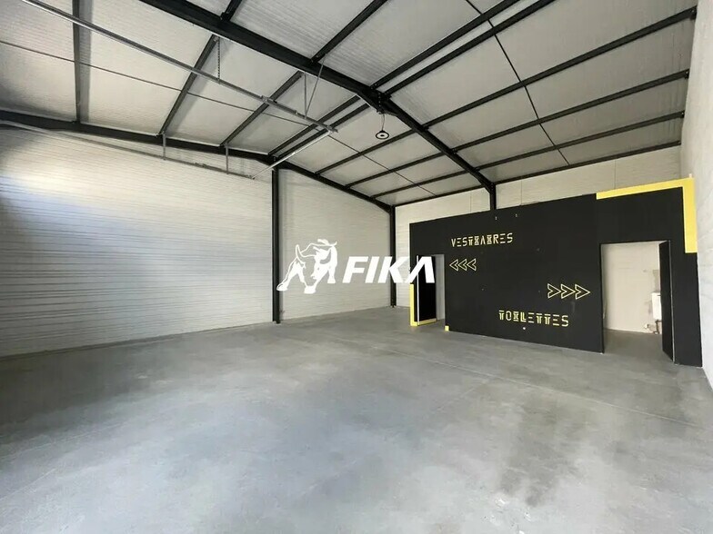 Local d’activités dans Noé à louer - Photo intérieure – Image 2 sur 7