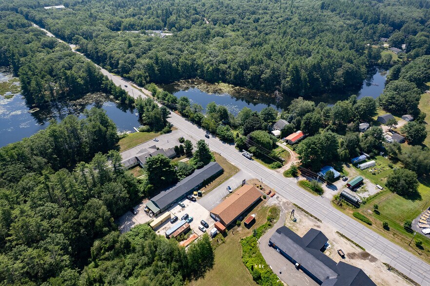 23 Roosevelt Trl, Casco, ME à vendre - Photo de l’immeuble – Image 3 sur 23
