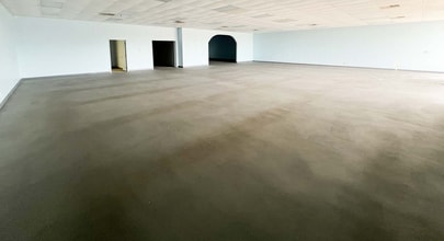 6909-6943 E State St, Rockford, IL à louer Photo intérieure– Image 2 sur 5