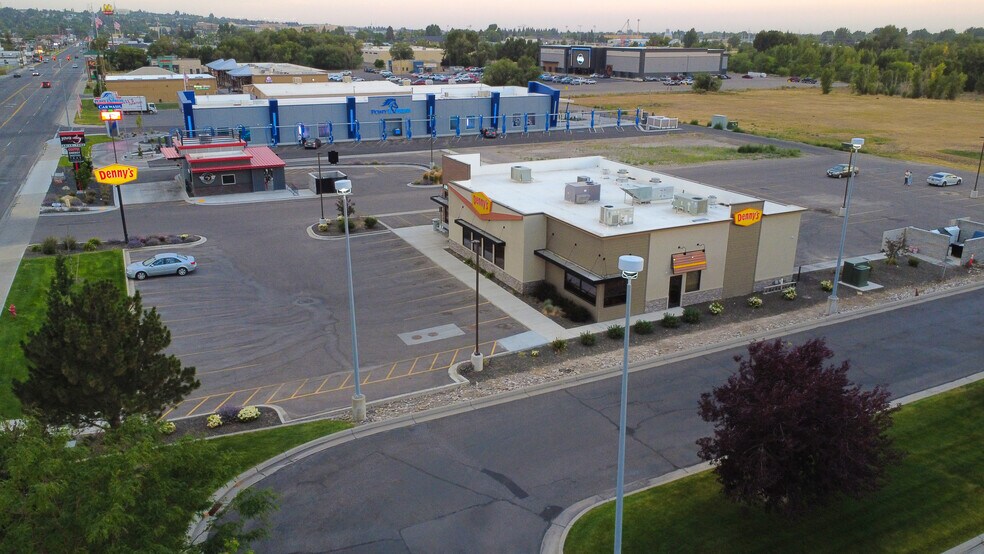585 N 2nd E, Rexburg, ID à vendre - Photo de l’immeuble – Image 3 sur 3