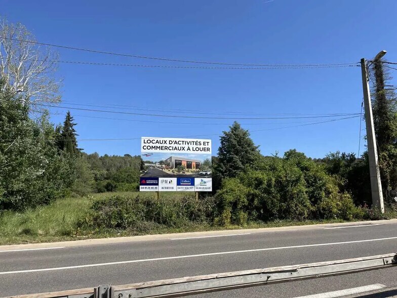 383 Avenue Ambroise Croizat, Gardanne à louer - Photo de l’immeuble – Image 3 sur 8